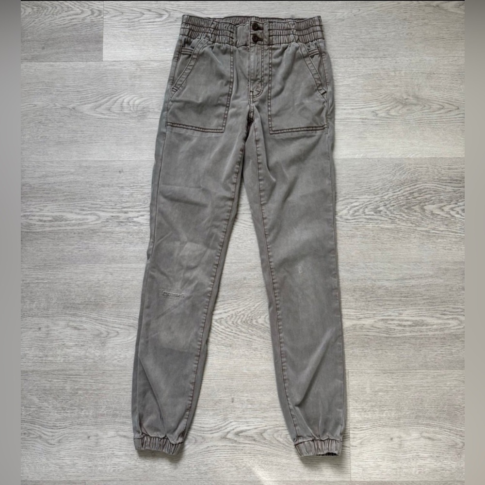American Eagle jogger pants size 4